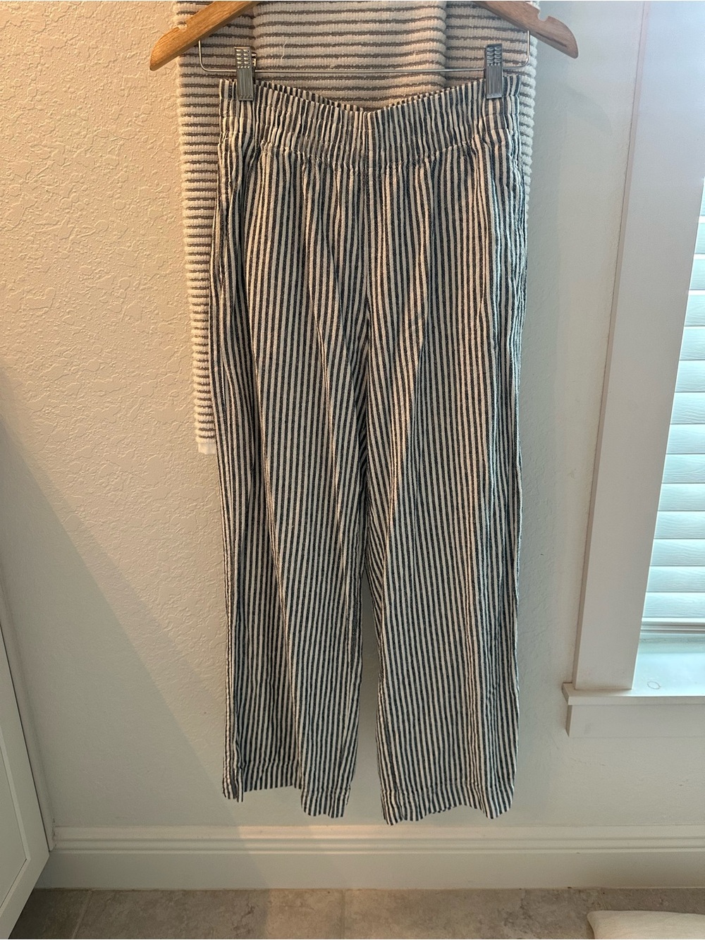 Old Navy High Wasted Linen Pants